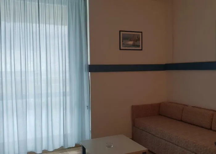 Select Марина-ди-Кампо