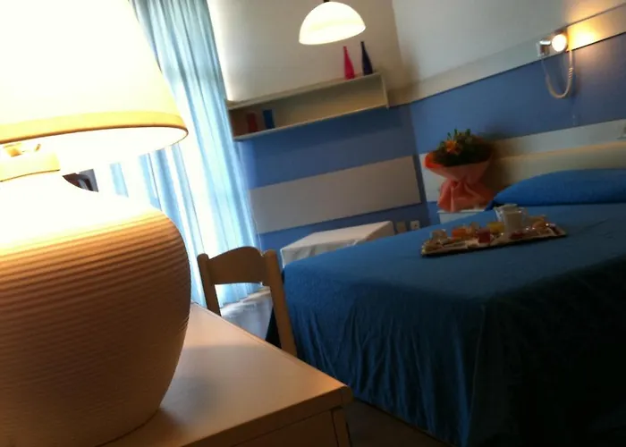 Select Марина-ди-Кампо