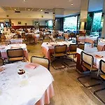Hotel Select 4*