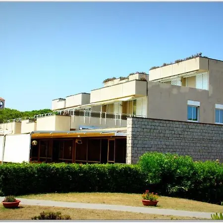Select Hotel